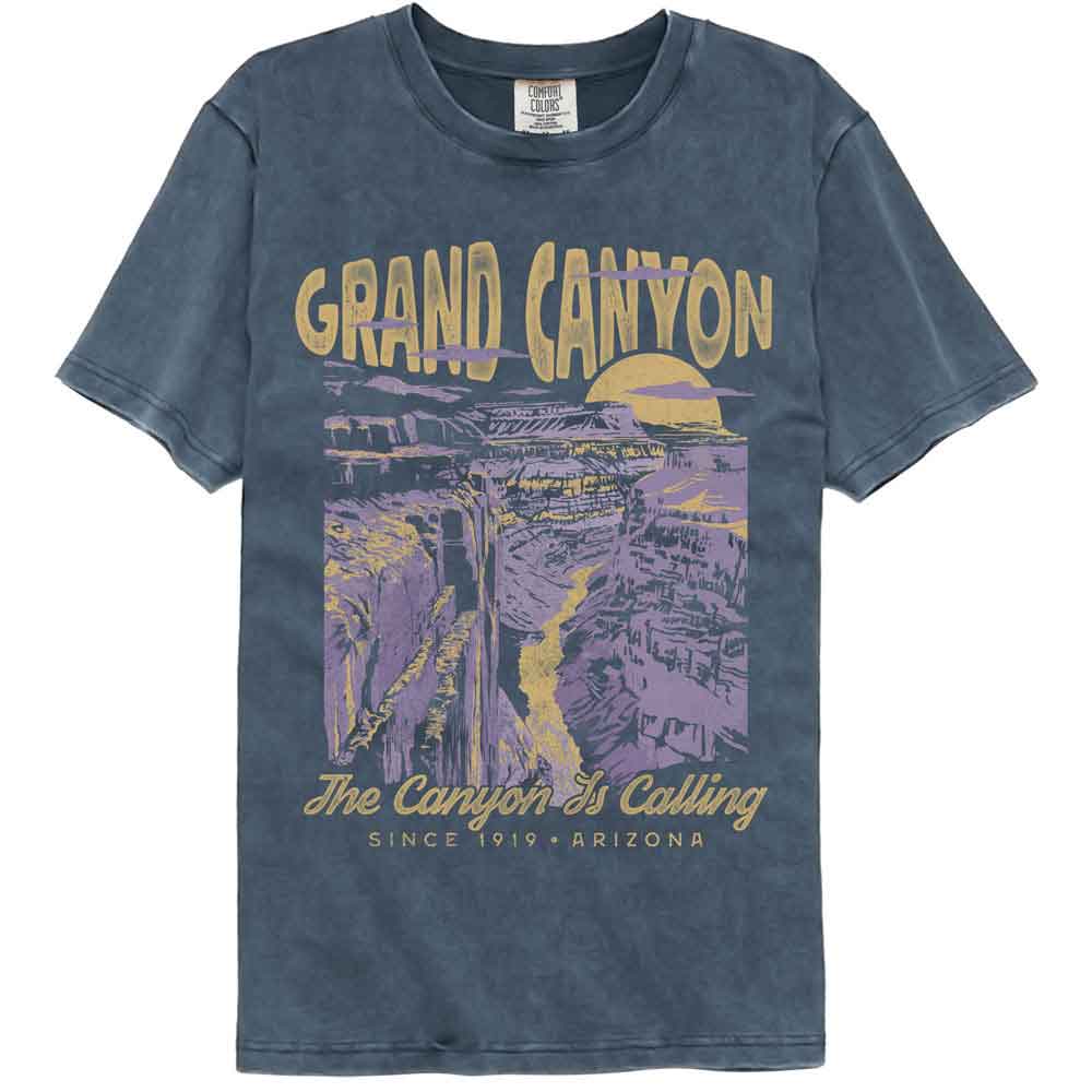 Lantern Press Comfort Colors T-Shirt - Canyon Is Calling