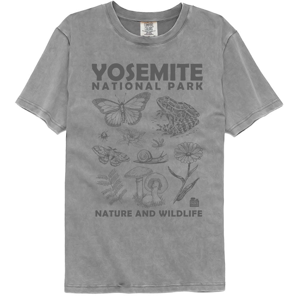 National Parks Comfort Colors T-Shirt - Yosemite Nature and Wildlife