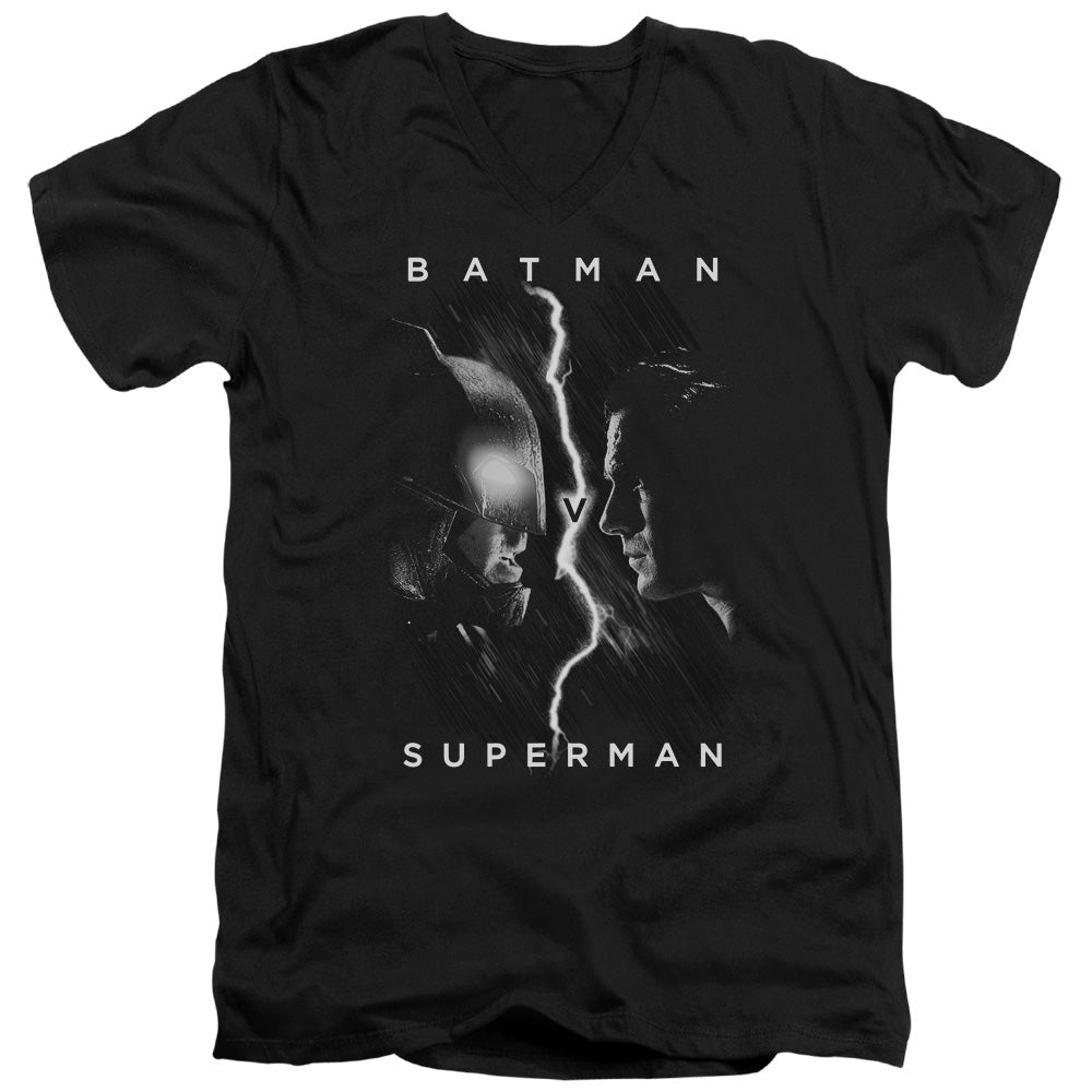 Batman v Superman Face To Face V-Neck T-Shirt